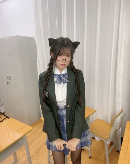 色悠悠在线观看_4K免费播放