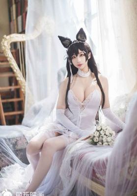 女主穿越成被六个男主捡到_BD英语免费在线播放